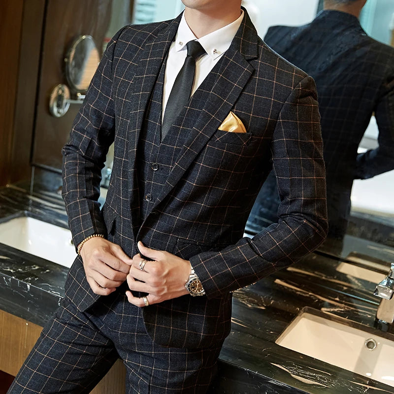 ASTONBURY® Devon Plaid Three-Piece Slim Fit Suit