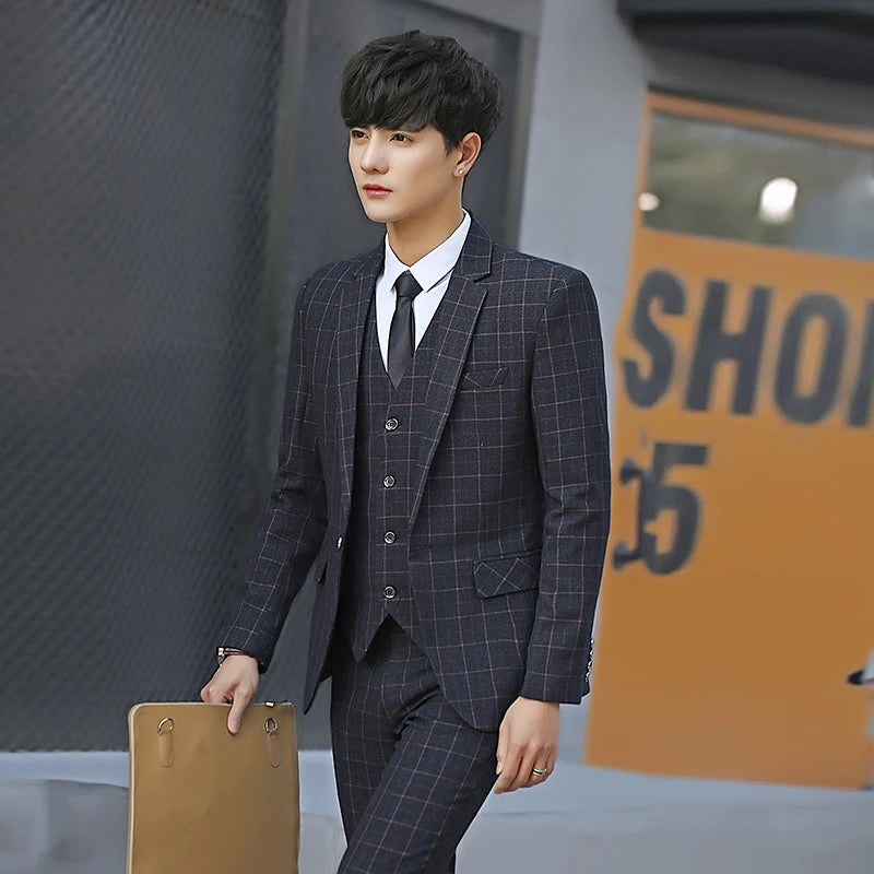 ASTONBURY® Devon Plaid Three-Piece Slim Fit Suit