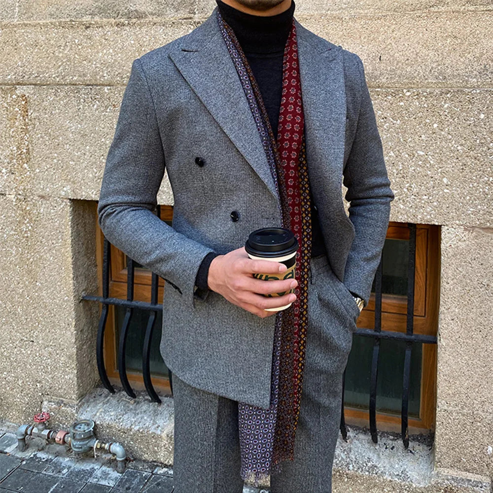 ASTONBURY® Ashford Double-Breasted Wool Suit
