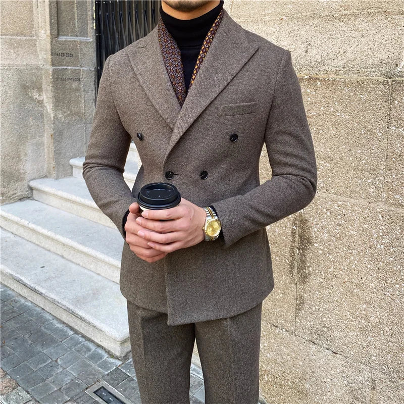 ASTONBURY® Ashford Double-Breasted Wool Suit