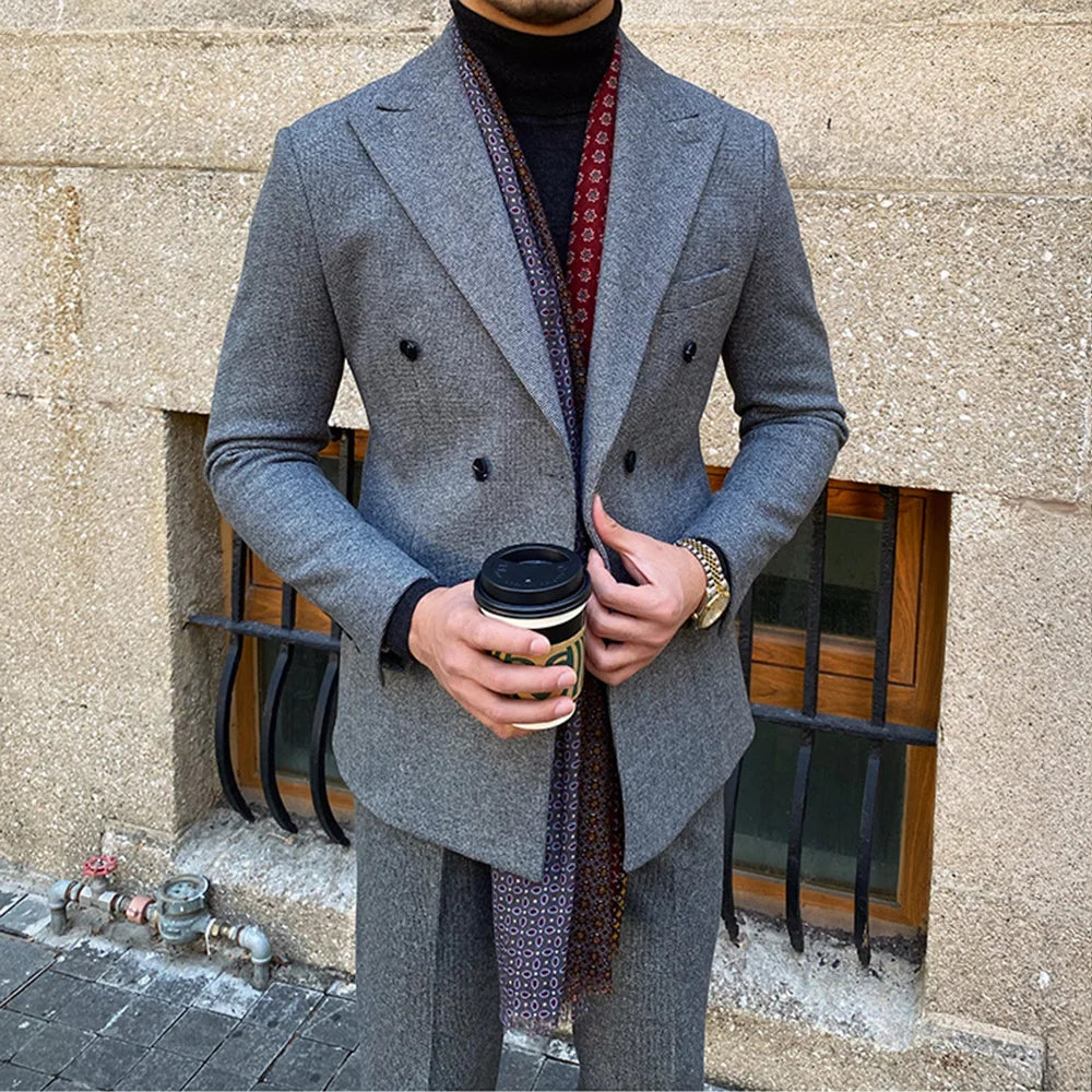 ASTONBURY® Ashford Double-Breasted Wool Suit