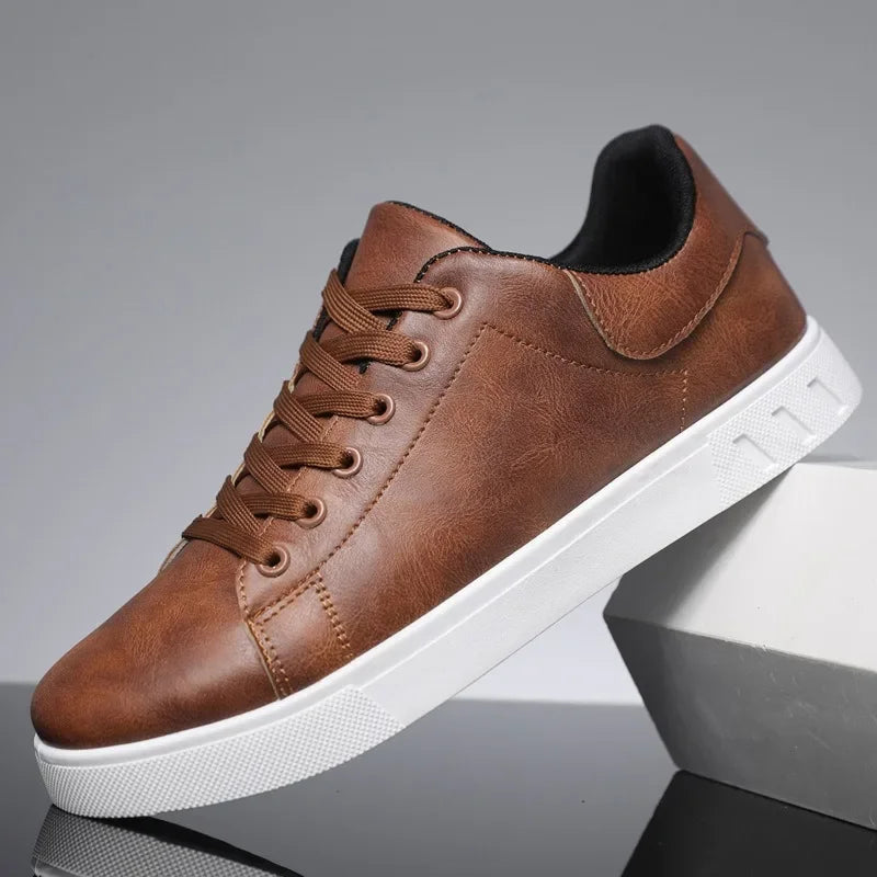 ASTONBURY® Men’s Classic Leather Lace-Up Loafers