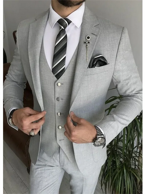 ASTONBURY® Belgrave Light Gray Three-Piece Suit